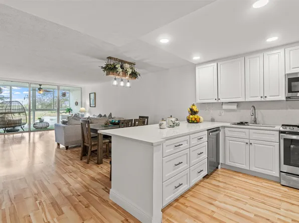 3080 N Course Dr APT 304, Pompano Beach, FL 33069