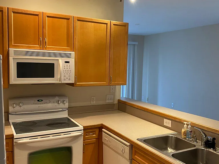 1308 Kenilworth Ave #420 — Photo 11