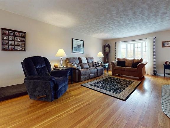 2nd image of 2905 Morningside Ave