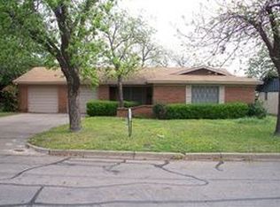609 Carlyle Dr, Waco, TX 76710