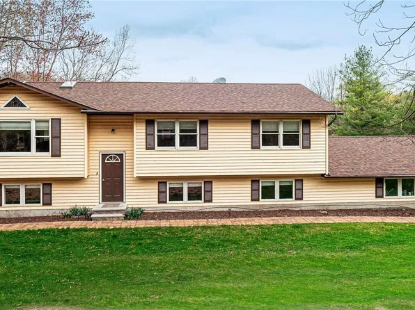 26 Waterbury Road, Warwick, NY 10990