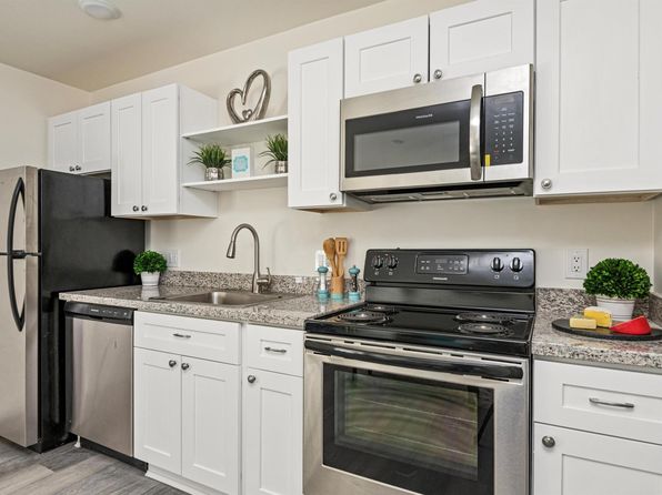 1002 N Jerrie Ave #4