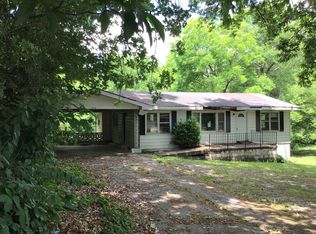 442 Swanson Dr, Lawrenceville, GA 30043