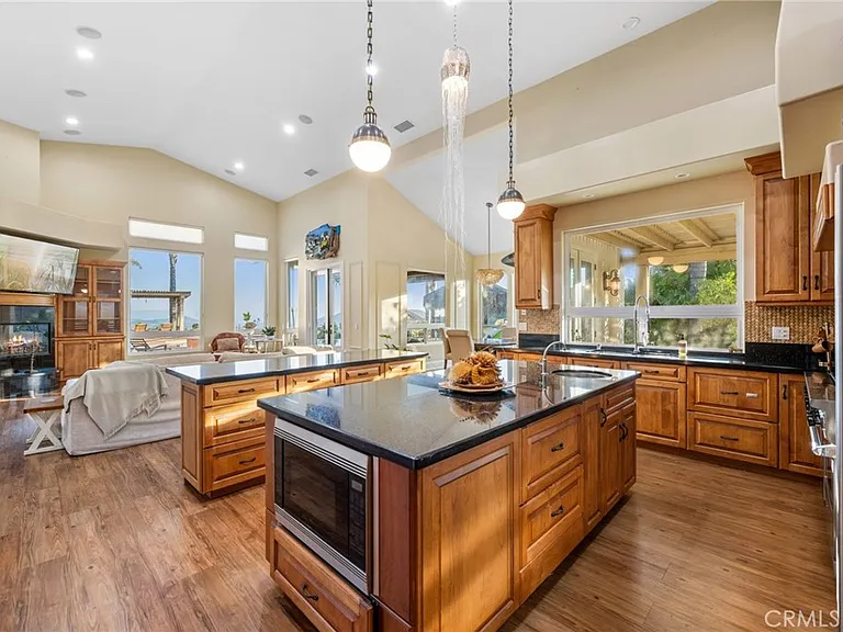 44915 Palladian Ct — Photo 30