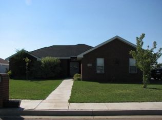 2200 Enloe Dr, Clovis, NM 88101