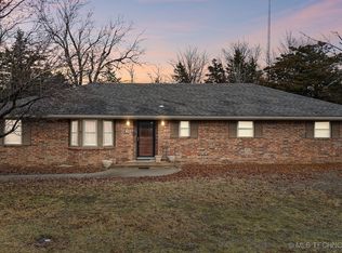 611 W Maple St, Drumright, OK 74030