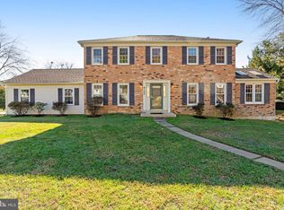 8103 Viola St, Springfield, VA 22152