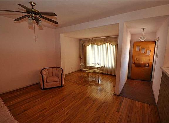 2nd image of 2726 Louisville Ave