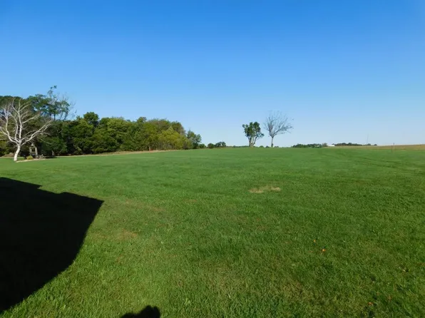 12 N Shore Dr S, Sherburn, MN 56171