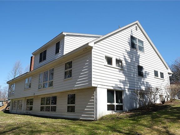 4th image of 117 Lynmar Ln