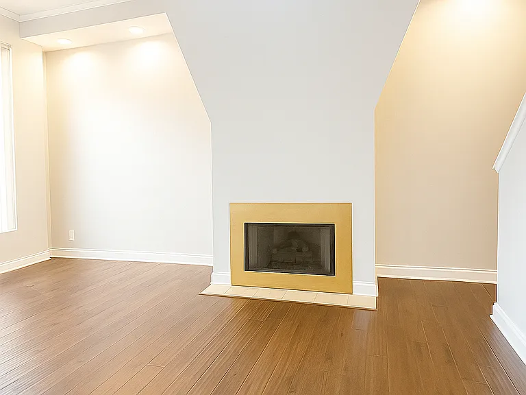 1357 Turner St — Photo 10