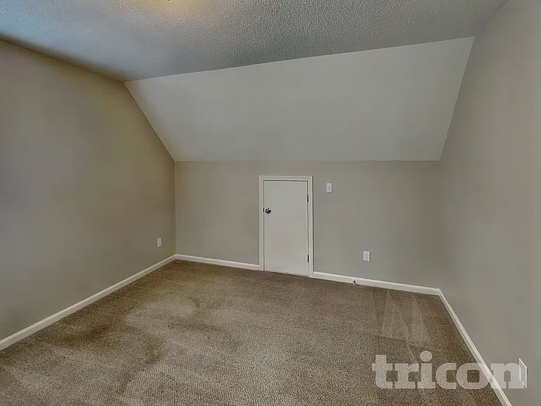 1847 Duke Adam St — Photo 9