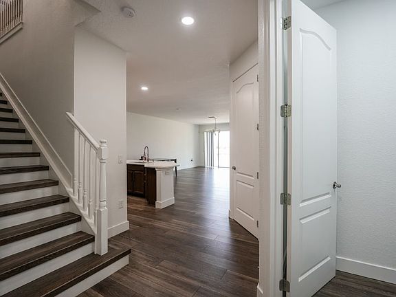 5th image of 10718 Belfry Cir