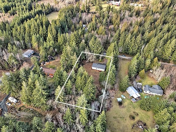 2nd image of 271 E Lanksy Drive