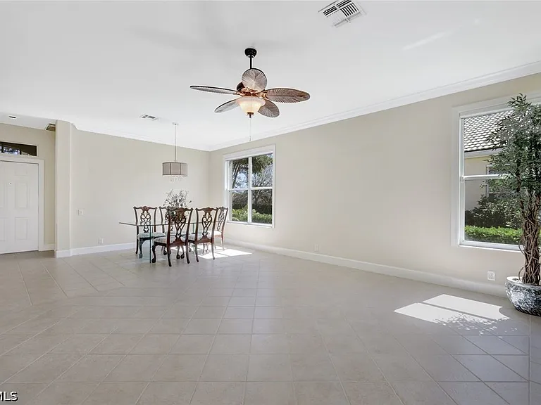 8777 E Bay Cir — Photo 5