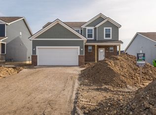 94 Sawgrass Dr, Howell, MI 48843