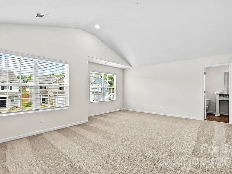 1140 Nia Rd — Photo 27