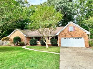 901 Tigertail Rd, Virginia Beach, VA 23454