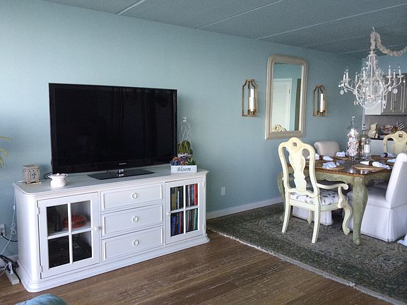 2nd image of 4334 Ocean Dr