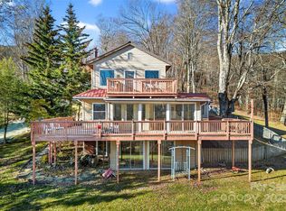 36 Mitchell View Rd, Bakersville, NC 28705