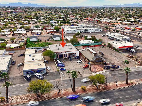 4th image of 4734 E Speedway Blvd