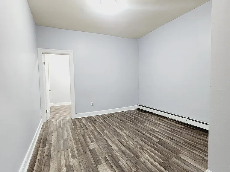 100 Wilkinson Ave #3 — Photo 6