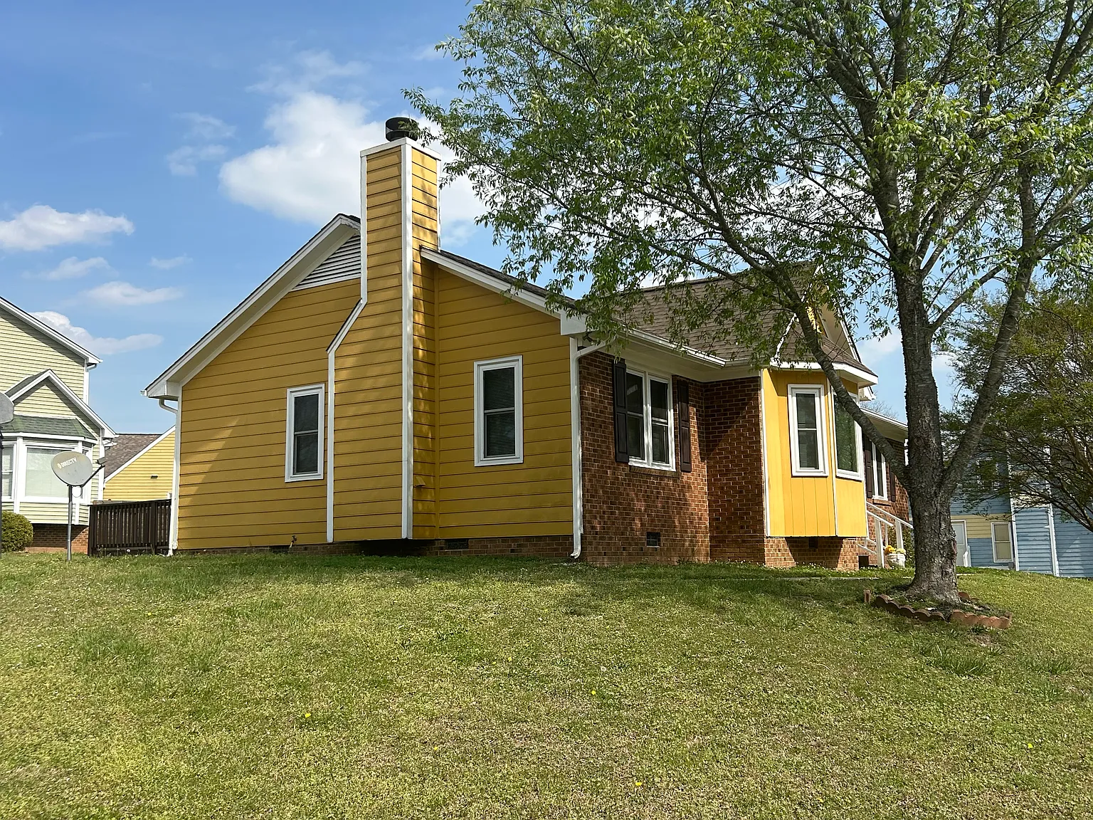 3 bed, 1765 sqft, $1,900 — Photo 1