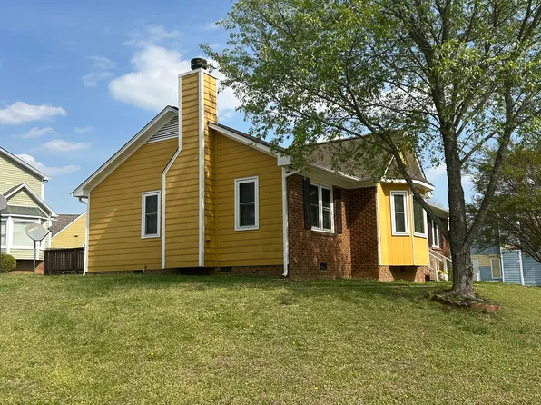 3325 Lake Woodard Dr, Raleigh, NC 27604