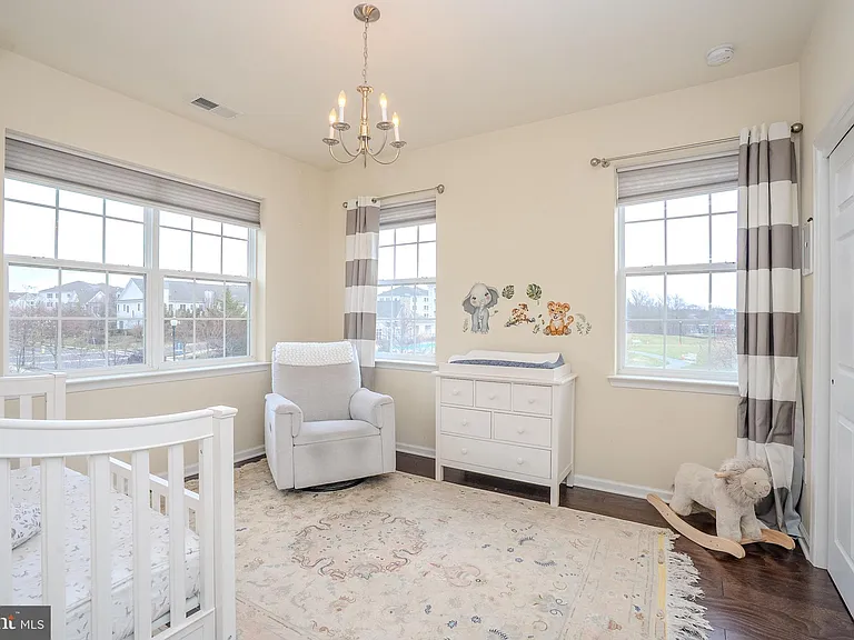1802 Yearling Ct — Photo 48