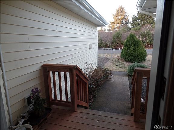 3rd image of 259 N Wynoochee Dr SW