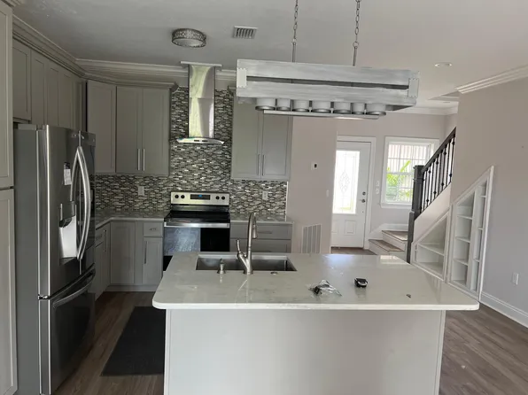 2925 Palmetto Ridge Way, Lynn Haven, FL 32444