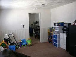 2nd image of 321 N Los Robles Dr