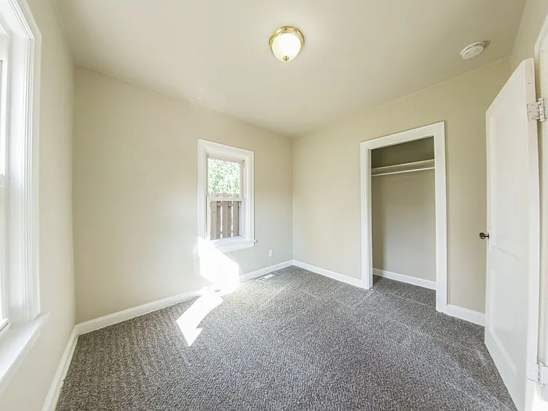 1001 Maish Ave — Photo 6