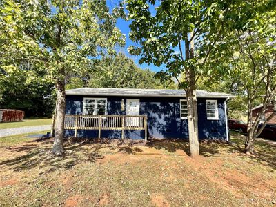 1420 Yadkin St, Statesville, NC, 28677