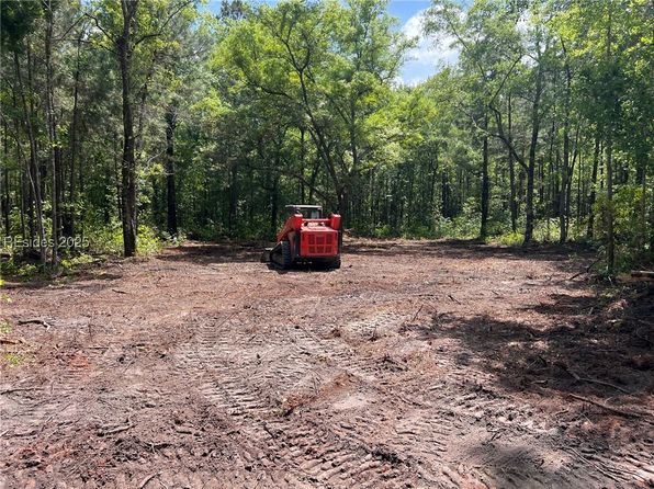 300D Sardis Rd, Ridgeland, SC 29936