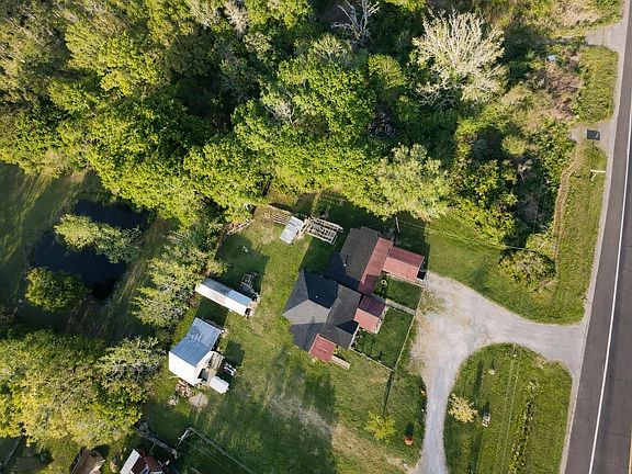 5th image of 2485 Old Evadale Rd