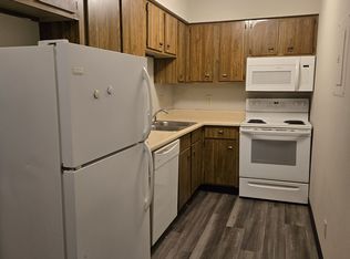 333 Finkbine Ln APT 9, Iowa City, IA 52246
