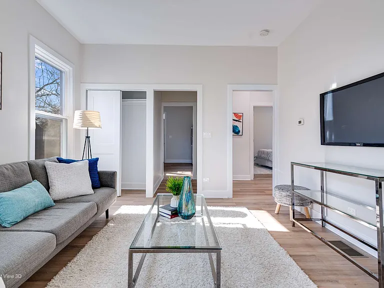 1122 Sherman Ave #2 — Photo 4