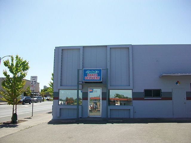 2nd image of 389 Petaluma Blvd N