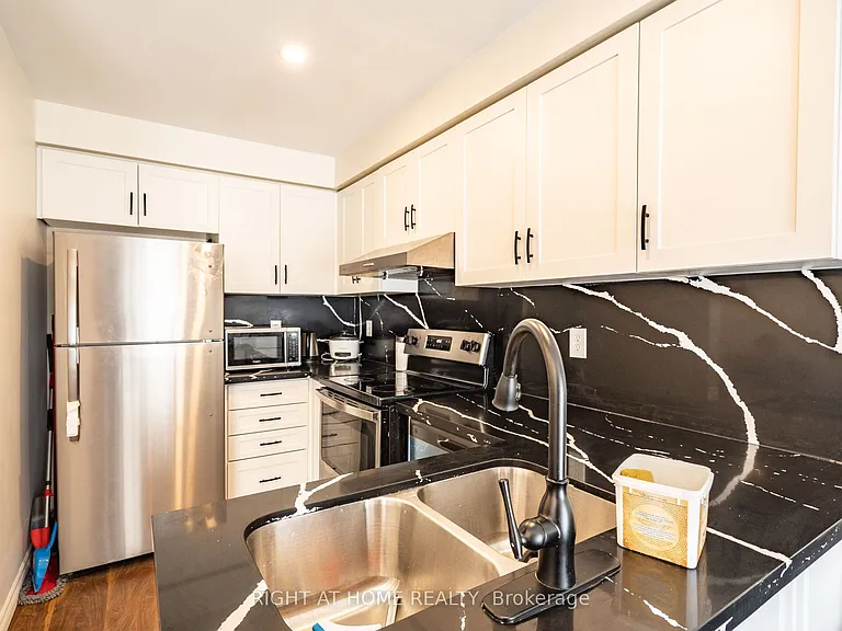 3974 Discovery Ct — Photo 21