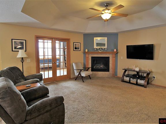 4th image of 1827 Henle Dr
