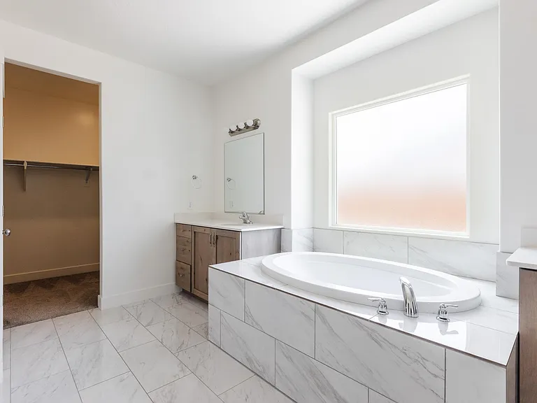 1889 E Honeycomb Dr — Photo 24