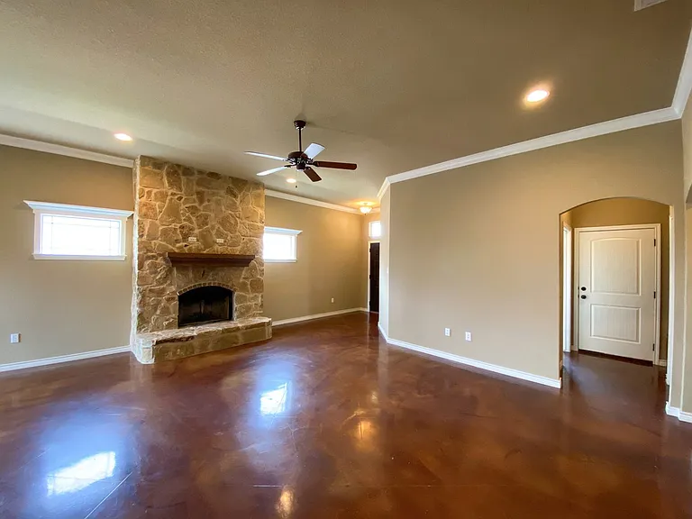3037 Stallion Dr — Photo 3