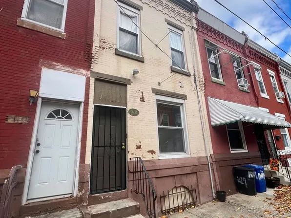 1631 Edgley St, Philadelphia, PA 19121