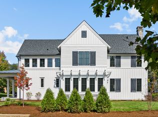 26W140 Tomahawk Dr, Wheaton, IL 60189