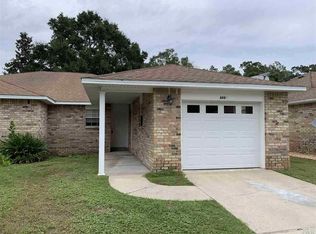 6882 Kapok Dr, Milton, FL 32583