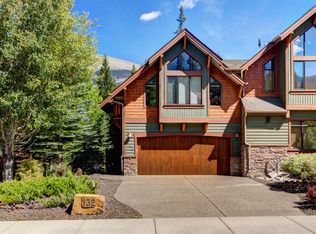 132 S Krizan Bay, Canmore, AB T1W3G3