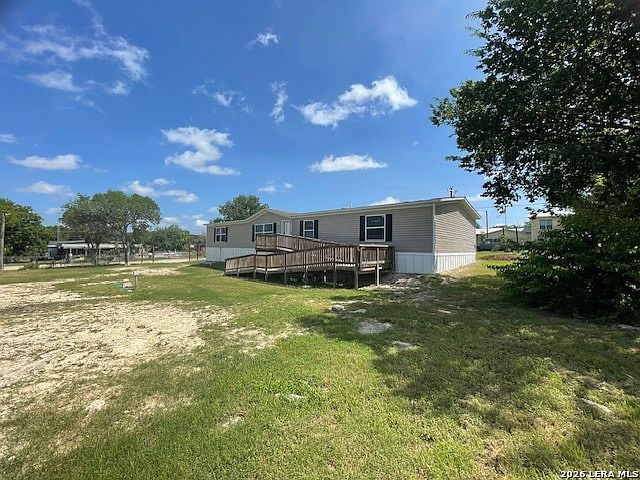 1st image of 729 Saddle Dr
