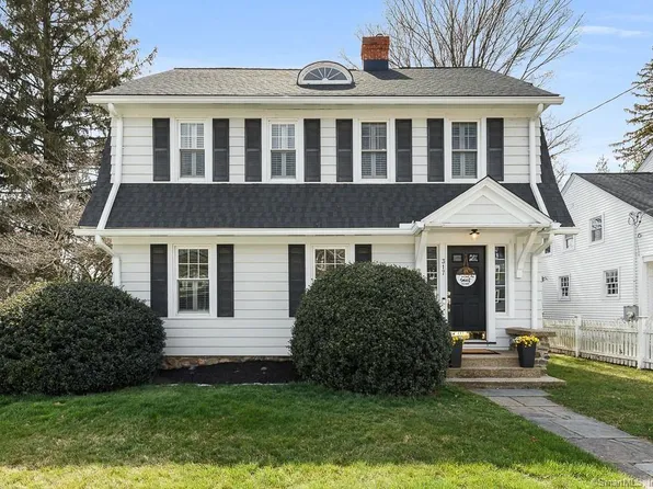 317 Stratfield Road, Fairfield, CT 06825