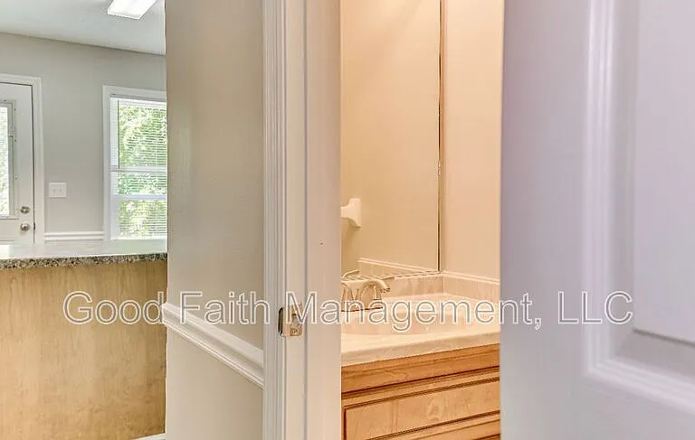 612 Fieldstone Way — Photo 37